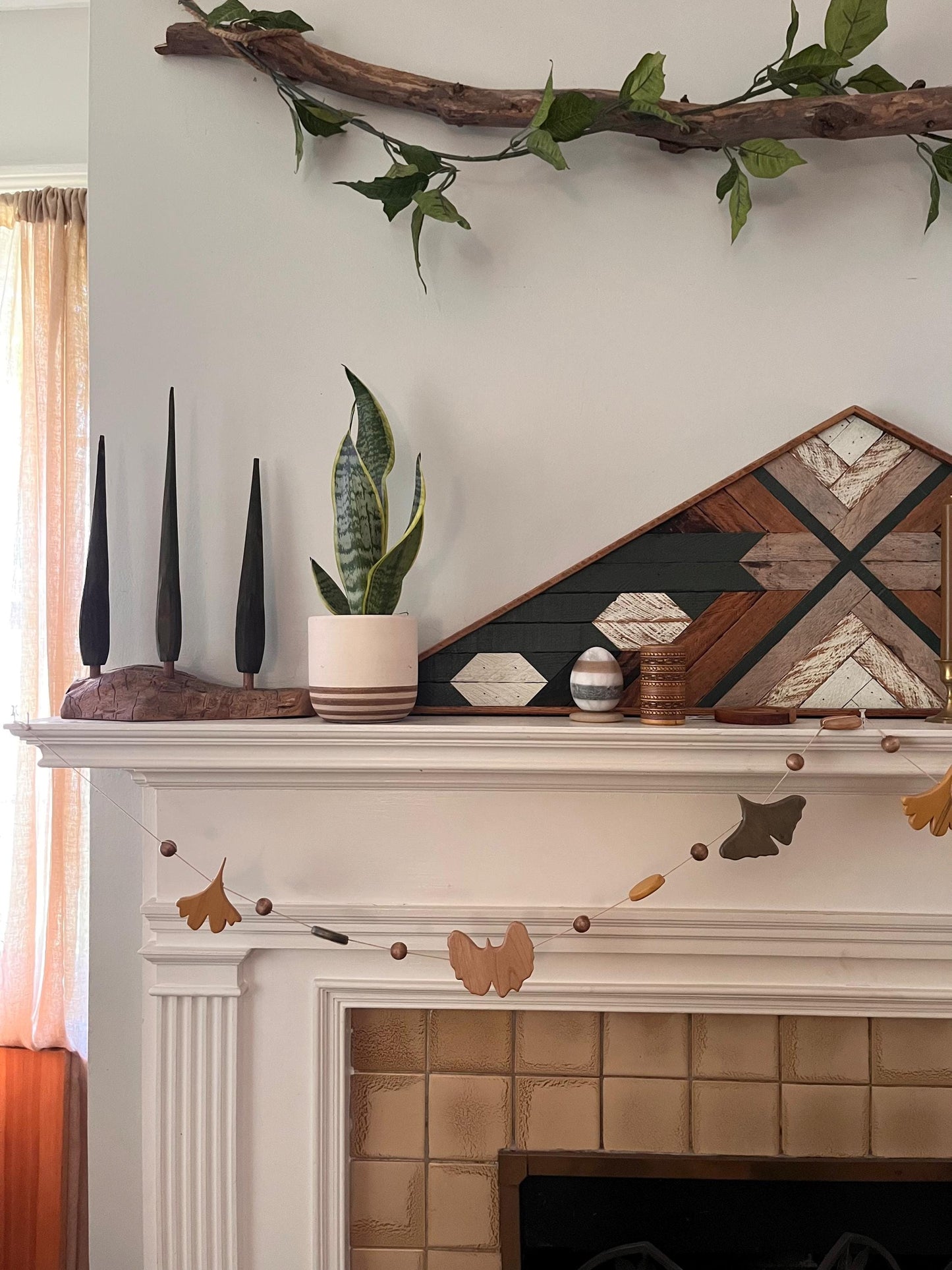 Ginkgo Wooden Leaf Garland